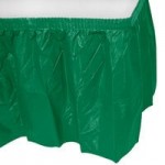 Creative Converting 95112 Emerald Green 3-Ply Guest Towel / Buffet Napkin - 192/Case Creative Converting 95112 Emerald Green 3-Ply Guest Towel / Buffet Napkin - 192/Case