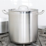 Vollrath 3504 Optio 18 Qt. Stainless Steel Stock Pot with Cover Vollrath 3504 Optio 18 Qt. Stainless Steel Stock Pot with Cover