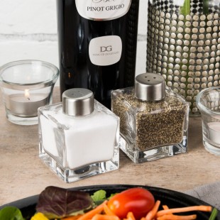 American Metalcraft GSPS Vintage Collection 2 oz. Smooth Square Glass Salt and Pepper Shaker Set - 12/Case American Metalcraft GSPS Vintage Collection 2 oz. Smooth Square Glass Salt and Pepper Shaker Set - 12/Case