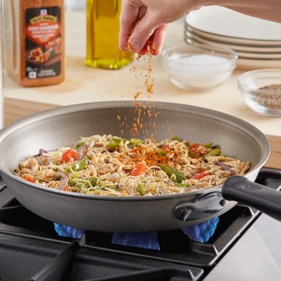 McCormick Grill Mates 24.87 oz. Fiery Habanero and Roasted Garlic Seasoning