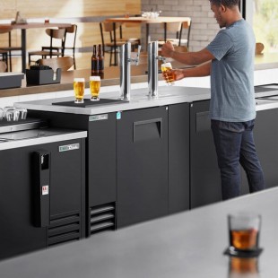 True TDD-3-HC 2 Single Tap Kegerator Beer Dispenser - Black, 3 (1/2) Keg Capacity True TDD-3-HC 2 Single Tap Kegerator Beer Dispenser - Black, 3 (1/2) Keg Capacity