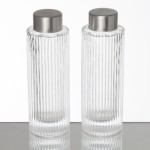American Metalcraft GSPR Vintage Collection 2 oz. Ribbed Round Glass Salt and Pepper Shaker Set - 12/Case American Metalcraft GSPR Vintage Collection 2 oz. Ribbed Round Glass Salt and Pepper Shaker Set - 12/Case