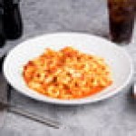 Tuxton BPD-1163 1.6 Qt. Porcelain White China Pasta / Salad Bowl - 12/Case Tuxton BPD-1163 1.6 Qt. Porcelain White China Pasta / Salad Bowl - 12/Case