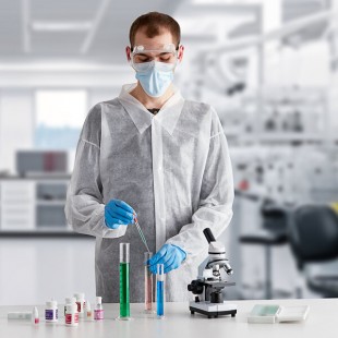 Lavex White 26 GSM Standard Weight Polypropylene Snap Front Long Sleeve Lab Coat with Elastic Wrists - L - 30/Case Lavex White 26 GSM Standard Weight Polypropylene Snap Front Long Sleeve Lab Coat with Elastic Wrists - L - 30/Case