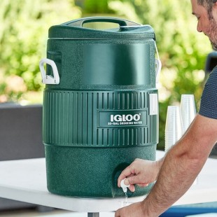 Igloo 10 Gallon Turf Series Insulated Beverage Dispenser / Portable Water Cooler 42052 Igloo 10 Gallon Turf Series Insulated Beverage Dispenser / Portable Water Cooler 42052
