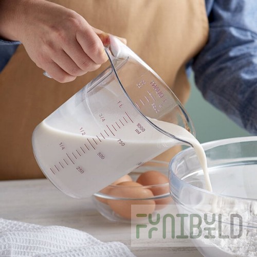 Choice 1 Qt. Purple Allergen-Free Plastic Measuring Cup