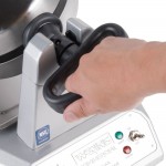 Waring WW180X Single Belgian Waffle Iron / Maker - 120V Waring WW180X Single Belgian Waffle Iron / Maker - 120V