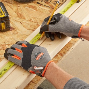 Ergodyne 17042 ProFlex 710 Heavy-Duty Full-Finger Trade Gloves - Small Ergodyne 17042 ProFlex 710 Heavy-Duty Full-Finger Trade Gloves - Small