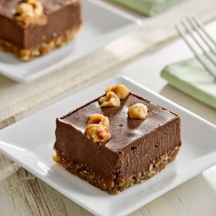 Nats Rawline Plant-Based Vegan Chocolate and Hazelnut Raw Cake Square Duo Pack 4.6 oz. - 12/Case Nats Rawline Plant-Based Vegan Chocolate and Hazelnut Raw Cake Square Duo Pack 4.6 oz. - 12/Case