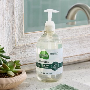 Seventh Generation 10732913229304 Free & Clear 12 oz. Liquid Hand Soap with Pump - 8/Case Seventh Generation 10732913229304 Free & Clear 12 oz. Liquid Hand Soap with Pump - 8/Case
