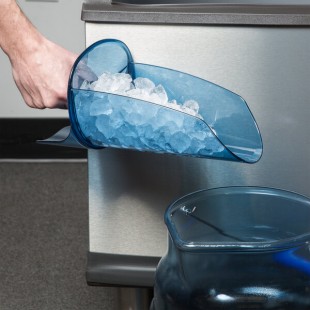 San Jamar SI9500 Saf-T-Scoop 64-86 oz. Food Safe Ice Scoop San Jamar SI9500 Saf-T-Scoop 64-86 oz. Food Safe Ice Scoop