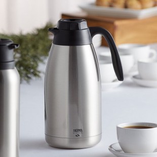Thermos FN371 64 oz. Brew-Thru Stainless Steel Vacuum Insulated Carafe by Arc Cardinal Thermos FN371 64 oz. Brew-Thru Stainless Steel Vacuum Insulated Carafe by Arc Cardinal