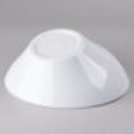 Elite Global Solutions M115 Pappasan White 2 Qt. Slanted Melamine Bowl Elite Global Solutions M115 Pappasan White 2 Qt. Slanted Melamine Bowl