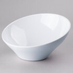 Elite Global Solutions M115 Pappasan White 2 Qt. Slanted Melamine Bowl Elite Global Solutions M115 Pappasan White 2 Qt. Slanted Melamine Bowl