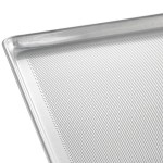 Chicago Metallic 44690 StayFlat Full Size 16 Gauge Glazed 17 7/8 Chicago Metallic 44690 StayFlat Full Size 16 Gauge Glazed 17 7/8