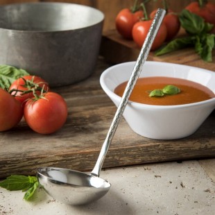 Carlisle 60203 Terra 4 oz. 18/0 Heavy Weight Hammered Stainless Steel Ladle