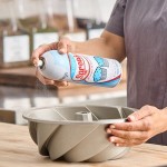 Baker's Sprease 16 oz. Baking Release Spray - 6/Case Baker's Sprease 16 oz. Baking Release Spray - 6/Case