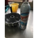 Baker's Sprease 16 oz. Baking Release Spray - 6/Case Baker's Sprease 16 oz. Baking Release Spray - 6/Case
