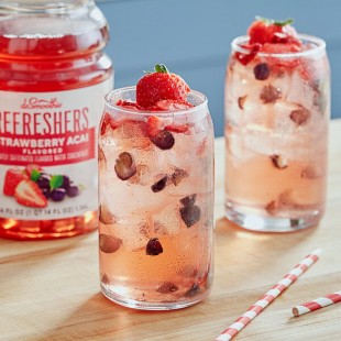 Dr. Smoothie Refreshers Strawberry Acai Refresher Beverage 1:1 Concentrate 46 fl. oz. - 6/Case