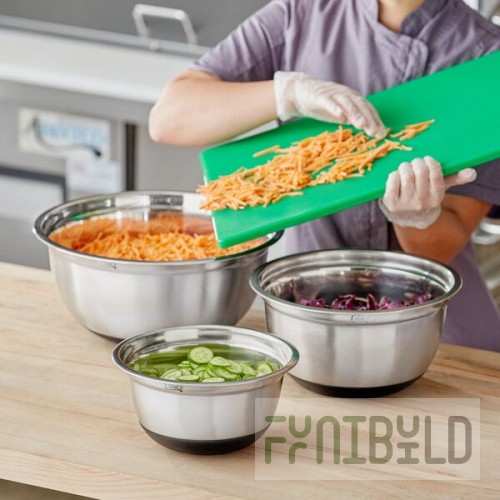 Choice Standard Stainless Steel Mixing Bowl Set with Silicone Bottom - 3/Set