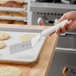 Mercer Culinary M18730WH Millennia® 4