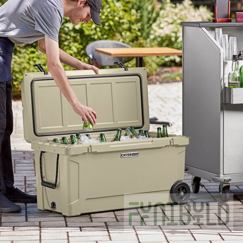 CaterGator CG100TANW Tan 110 Qt. Mobile Rotomolded Outdoor Cooler / Ice Chest