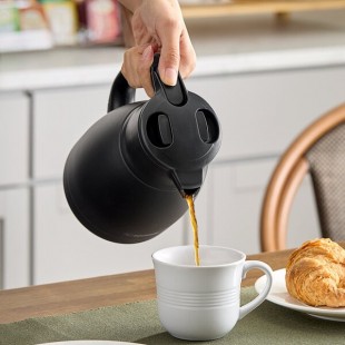 Zojirushi SH-HC10-BM 34 oz. Matte Black Stainless Steel-Lined Vacuum Carafe