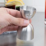 Barfly® M37006 1 oz. & 2 oz. Stainless Steel Heavy-Duty Straight Rim Bell Jigger Barfly® M37006 1 oz. & 2 oz. Stainless Steel Heavy-Duty Straight Rim Bell Jigger