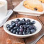 Libbey Farmhouse 5 oz. Round Cream Porcelain Fruit Bowl - Sample