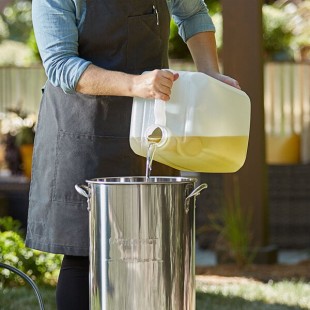 Admiration Canola Frying Oil - 35 lb. Admiration Canola Frying Oil - 35 lb.