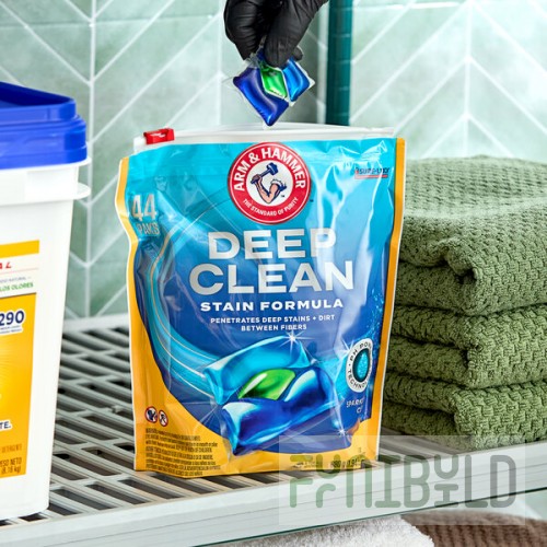 Arm & Hammer® 44-Count Sparking Clean Deep Clean Stain Formula Laundry Detergent Pods - 4/Case