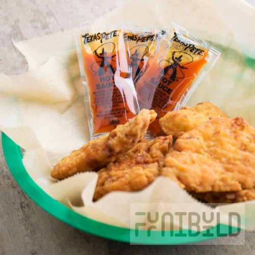 Texas Pete 7 Gram Hot Sauce Packets - 200/Case