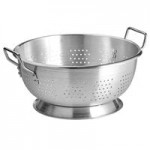 Carlisle 60277 Signature Select Dura-Ware 16 Qt. Heavy-Duty Aluminum Colander with Base and Handles Carlisle 60277 Signature Select Dura-Ware 16 Qt. Heavy-Duty Aluminum Colander with Base and Handles