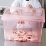 Carlisle 10624C05 StorPlus Red Food Storage Box - 26 Carlisle 10624C05 StorPlus Red Food Storage Box - 26