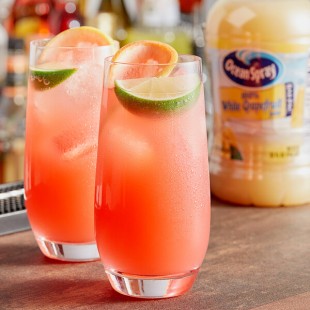 Ocean Spray White Grapefruit Juice 32 fl. oz. - 12/Case Ocean Spray White Grapefruit Juice 32 fl. oz. - 12/Case