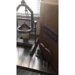 Nemco 55700 Easy Flowering / Blooming Onion Cutter - Onion Bloomer