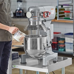 Avantco MX20WFB 20 Qt. Planetary Stand Mixer with Guard, Standard Accessories, & Flexible Silicone Blade Scraper - 120V, 1 1/2 hp