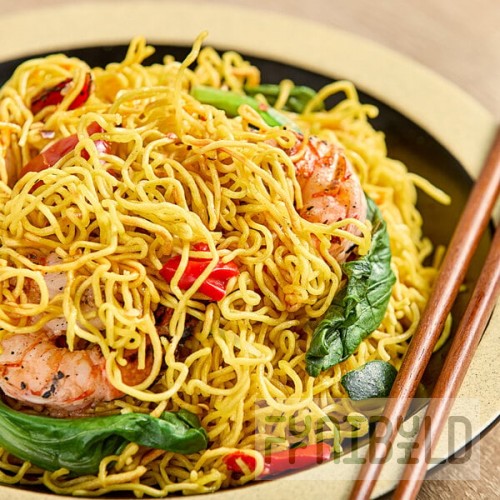 Twin Marquis Pre-Cooked Frozen Ramen Noodles 4.5 oz. - 24/Case