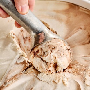 Klein's Real Kosher Vegan Caramel Fudge Ice Cream 3 Gallon