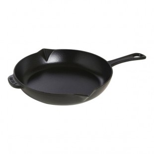Staub 10