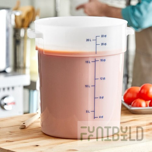 Carlisle 22 Qt. White Round Polyethylene Food Storage Container with Blue Graduations