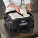 Vollrath VCBM500 5-Series Medium Insulated Food Pan Carrier / Catering Bag with Heating Pad, 17 Vollrath VCBM500 5-Series Medium Insulated Food Pan Carrier / Catering Bag with Heating Pad, 17