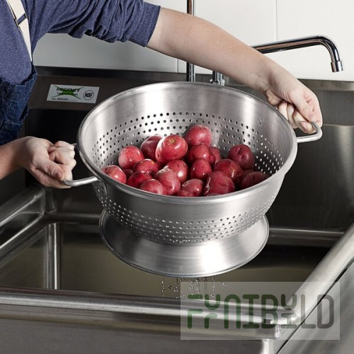 Vollrath 68298 11 Qt. Heavy-Duty Aluminum Colander with Base and Handles