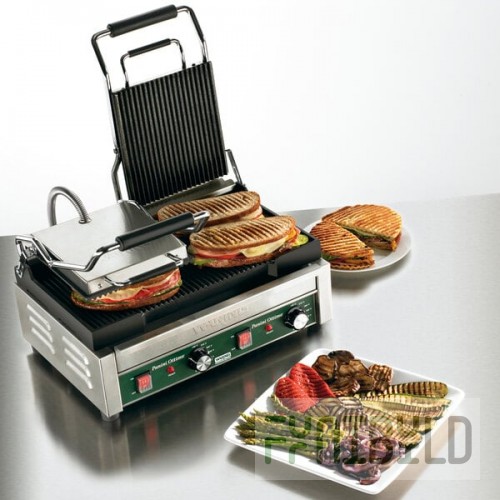 Waring WPG300 Panini Ottimo Grooved Top & Bottom Panini Sandwich Grill - 17