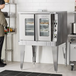 Garland MCO-GD-10S Natural Gas Single Deck Deep Depth Full Size Convection Oven with Analog Controls - 60,000 BTU Garland MCO-GD-10S Natural Gas Single Deck Deep Depth Full Size Convection Oven with Analog Controls - 60,000 BTU