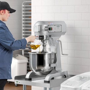 MainStreet Equipment CMIX20 20 Qt. Planetary Stand Mixer with Guard & Standard Accessories - 120V, 1 1/2 hp MainStreet Equipment CMIX20 20 Qt. Planetary Stand Mixer with Guard & Standard Accessories - 120V, 1 1/2 hp