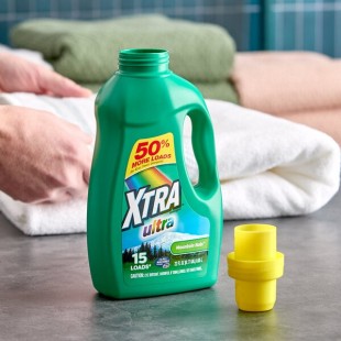 XTRA Ultra 22 oz. Mountain Rain Liquid Laundry Detergent - 12/Case