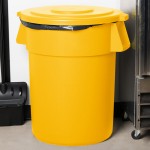 Carlisle 84105604 Bronco 55 Gallon Yellow Flat Round Trash Can Lid Carlisle 84105604 Bronco 55 Gallon Yellow Flat Round Trash Can Lid