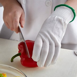 Mercer Culinary M33411M MercerGuard® White A4 Level Cut-Resistant Glove - Medium Mercer Culinary M33411M MercerGuard® White A4 Level Cut-Resistant Glove - Medium