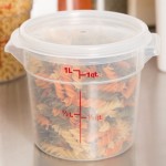Cambro 1 Qt. Translucent Round Polypropylene Food Storage Container Seal Cover
